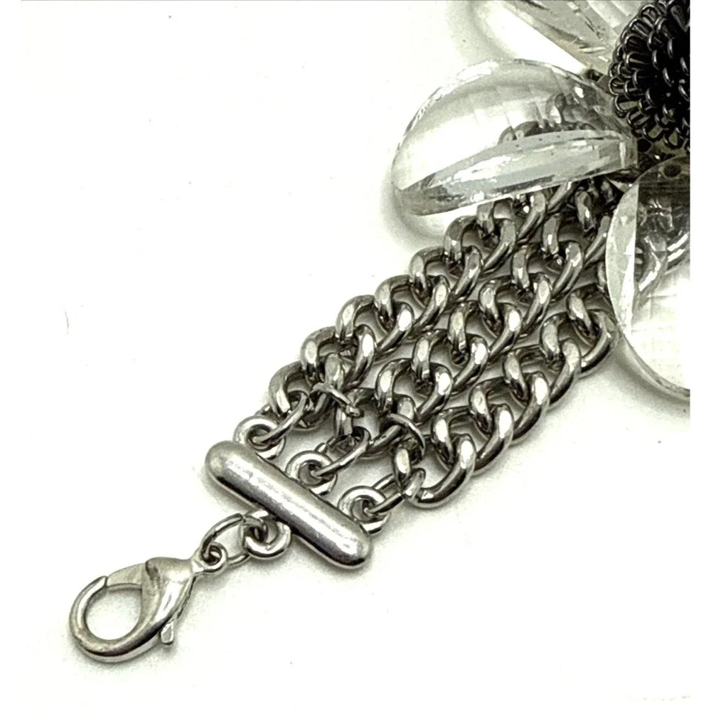 New VERA WANG Faceted Crystal Flowers Bracelet Silver Tone Chainmail Statement